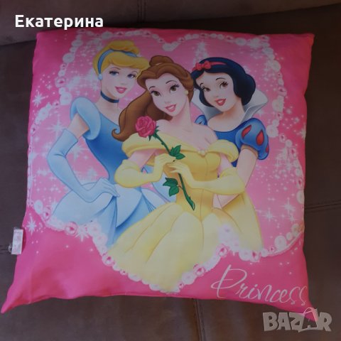 Възглавница с принцеси Disney