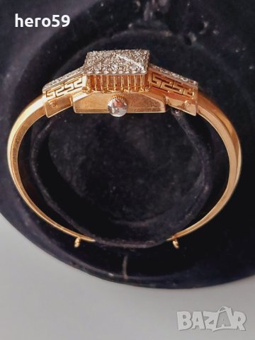 Дамскa златнa гривна-часовник 18 карата с 34 диаманта.Датира от началото на 20 век,марка Венус, снимка 18 - Гривни - 44086042