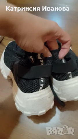 Страхотни спортни маратонки, снимка 12 - Маратонки - 47578704