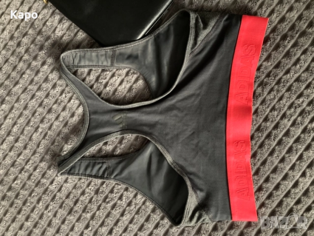 Adidas дамски топ, снимка 2 - Спортни екипи - 51956413