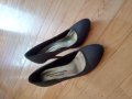 Дамски обувки на ток, 35 н, снимка 1 - Дамски обувки на ток - 40562499