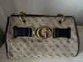 GUESS Дамска чанта, снимка 2