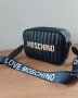 Черна чанта Moschino код SG600, снимка 2