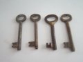 стари ключове, снимка 1 - Антикварни и старинни предмети - 33378828