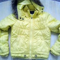 Яке в бледо жълто , снимка 1 - Детски якета и елеци - 32889710