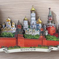Автентичен дървен 3D магнит от Москва, Русия-серия-, снимка 1 - Колекции - 39248000
