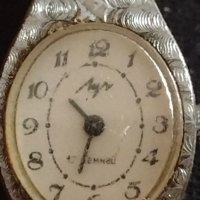 Стар дамски часовник ЛУЧ 17 камъка запазен за КОЛЕКЦИОНЕРИ 26913, снимка 2 - Други ценни предмети - 43774646