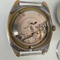Колекционерски автоматичен часовник SLAVA 27 камъка , снимка 2 - Колекции - 32301050