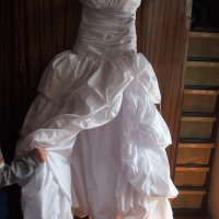 Булчинска рокля, тафта, снимка 7 - Рокли - 28635128