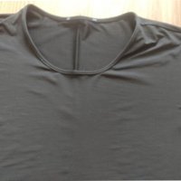 Дамска блузка Л размер, снимка 2 - Тениски - 37024474