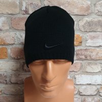 Нова зимна шапка на марката NIKE (Найк) с черно лого, снимка 1 - Шапки - 43270767
