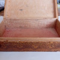Старинна дървена кутия за бижута , снимка 1 - Антикварни и старинни предмети - 44078900