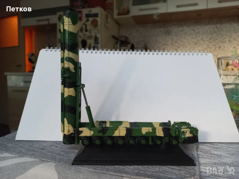 Макет на междуконтинентална балистична ракета , снимка 1