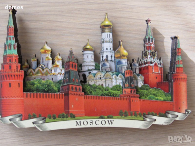 Автентичен дървен 3D магнит от Москва, Русия-серия-, снимка 1