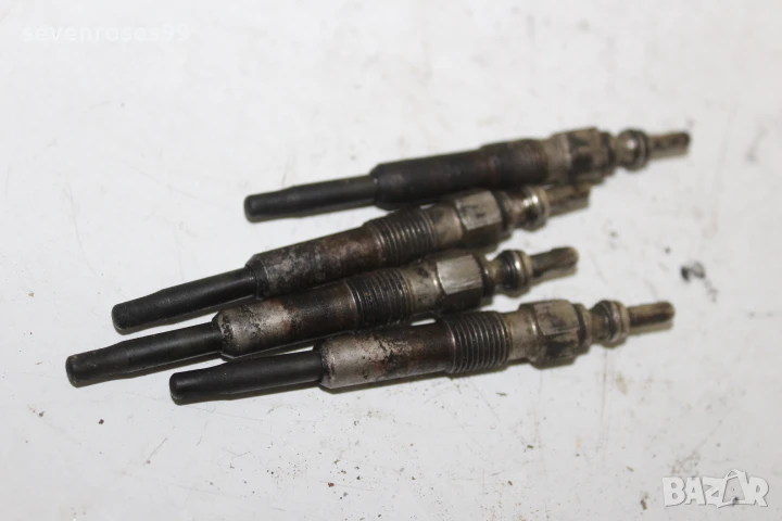 Подгревни свещи Denso 06B Фолксваген Голф 3 комби 1.9 tdi 90hp VW Golf 3 4броя комплект, снимка 1