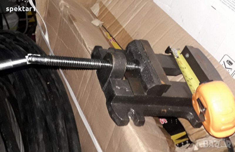 Метално менгеме за настолна бормашина, снимка 1