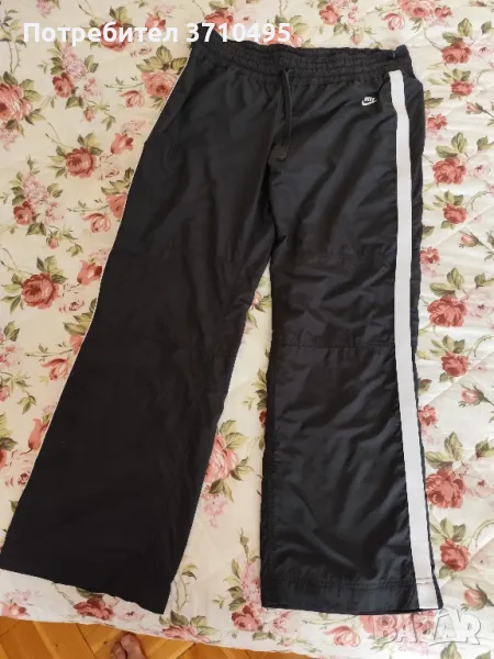 Продавам долнище на NIKE , снимка 1
