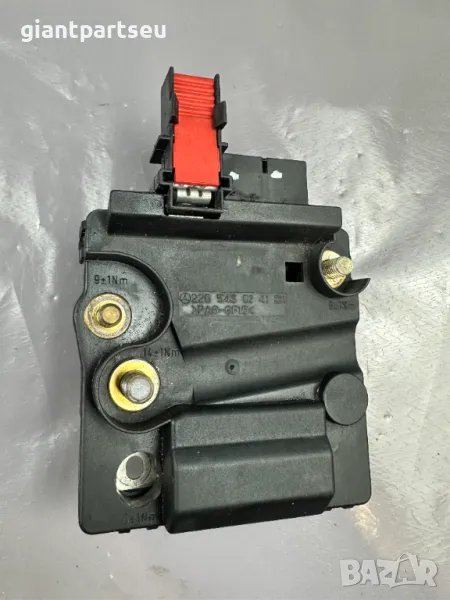 Бушонна Кутия за Мерцедес Mercedes-benz W220 2205460241, снимка 1