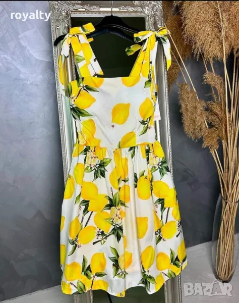 Кокетна лятна рокля с твърди чашки , снимка 1