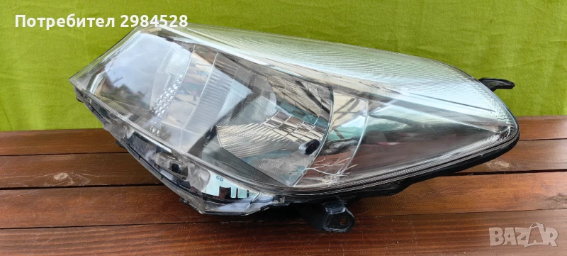 Фар за Toyota Yaris / Тойота Ярис, снимка 1