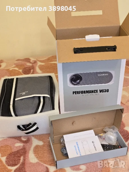 Проектор Vankyo V630 1080p + стойка, снимка 1