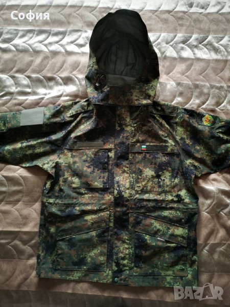Нови камофлажни, военни дрехи шуба, клин/панталон и ризи, снимка 1