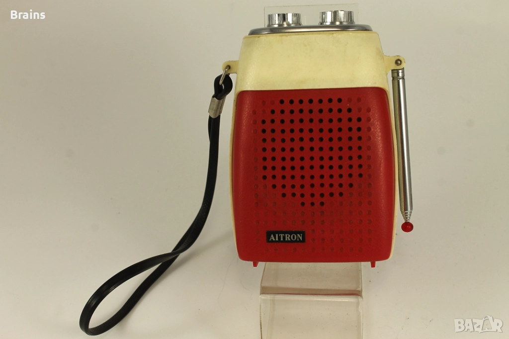 Колекционерско Джобно Радио AITRON от 1960-те, снимка 1