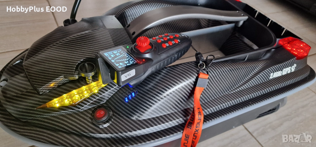 Лодка за захранка HJ817-V6  - Viper 6, снимка 1