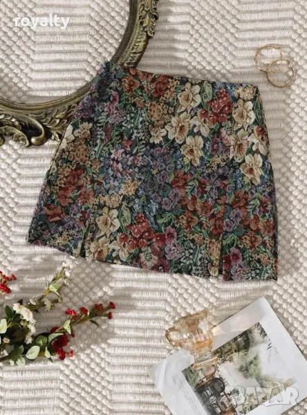 Флорална, бродирана, жакардова пола в Бохо стил 🍋, снимка 1