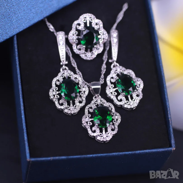 Сребърен комплект със смарагди, снимка 1