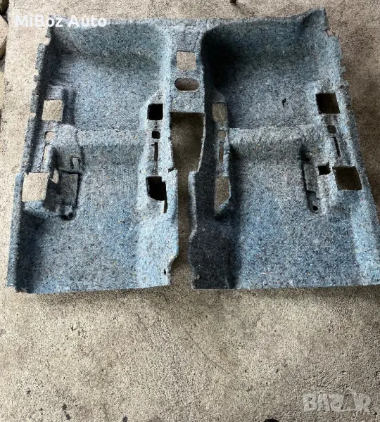 Изолация под мокета Фолксваген Голф 5 VW Golf, снимка 1