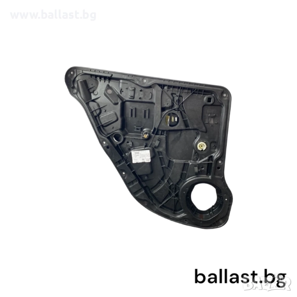 Кора вътрешна задна лява врата A1667305100 ML W166, снимка 1