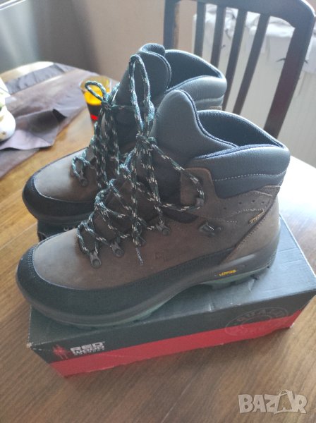 Туристически обувки, 44, RedWood Outdoor, Gritex + Vibram, снимка 1