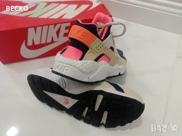 Nike Air Huarache , снимка 5 - Маратонки - 48000196