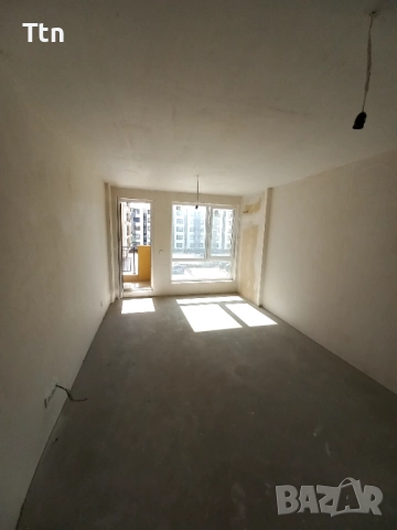 Тристаен апартамент Възраждане 1 от СОБСТВЕНИК.., снимка 3 - Апартаменти - 52203299