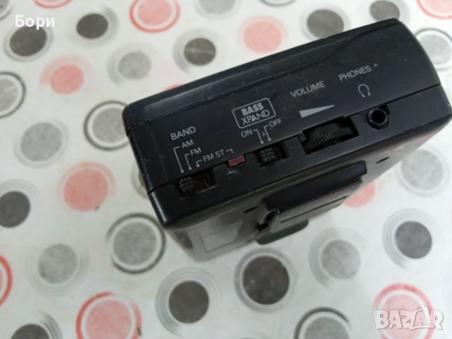 SANYO уокмен с радио, снимка 5 - Радиокасетофони, транзистори - 38166230