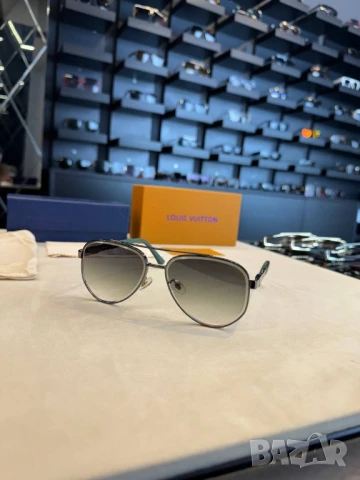 очила с черен обикновен калъф miu miu prada louis vuitton , снимка 13 - Слънчеви и диоптрични очила - 50595942