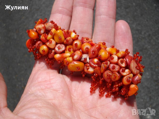  ГРИВНА СИНЦИ И КОРАЛИ