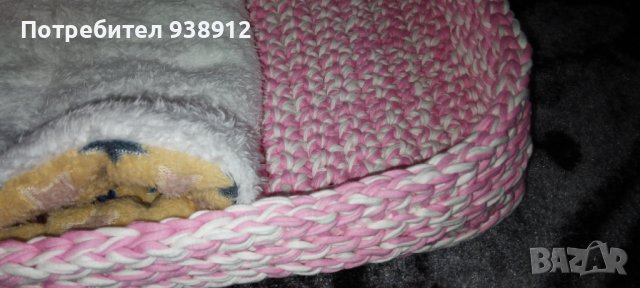 Ръчно плетено легло с одеялце за куче или котка+подарък, снимка 2 - За кучета - 43683451