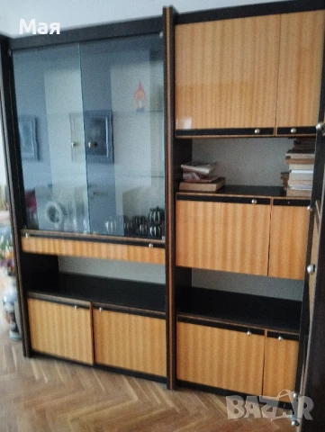 Секция – четири части с витрини, цвят птичи явор, снимка 7 - Секции и витрини - 51075916