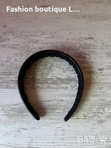 Черна кожена диадема нашита с мека вътрешна част 🖤