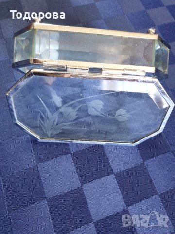 Кутия за бижута от кристално фасетно стъкло, снимка 7 - Антикварни и старинни предмети - 43593862