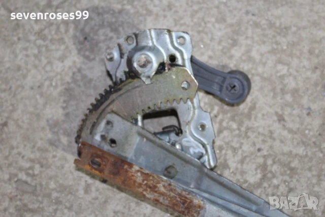 Машинка стъкло ръчна задна дясна Деу Матиз 0.8i Daewoo Matiz, снимка 2 - Части - 51221970