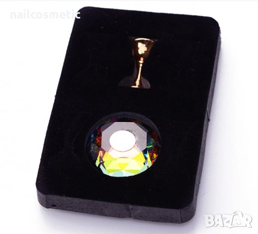Луксозен дисплей с холограмен камък, снимка 4 - Продукти за маникюр - 26717046