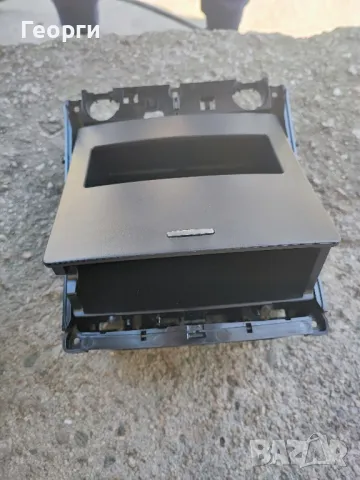 Пепелник GLE/GL W166/C292/X166, снимка 2 - Части - 50158506