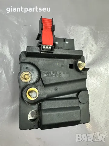 Бушонна Кутия за Мерцедес Mercedes-benz W220 2205460241