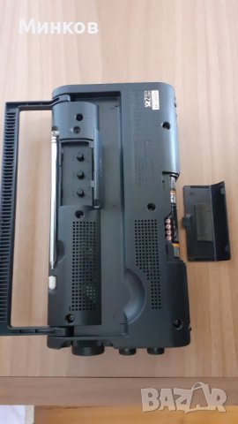 Радио транзистор Sony icf-880L , снимка 3 - Радиокасетофони, транзистори - 37651076