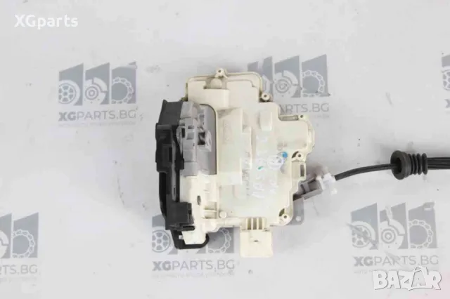 Брава врата предна дясна за Volkswagen Passat B6 (2005-2010), снимка 2 - Части - 48535330