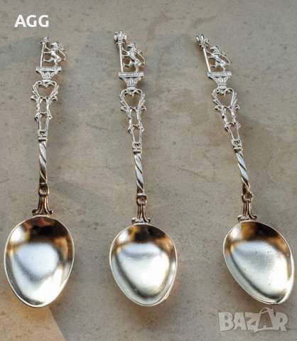 Комплект изящни сребърни лъжички за кафе