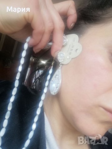 🆕 НОВИ Бели перлени обеци с винтчета, снимка 9 - Обеци - 39952511